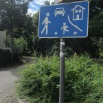 Spielstraße Preßburger Str Schild