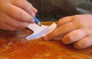 hai_bemalt_sperrholz_bemalen